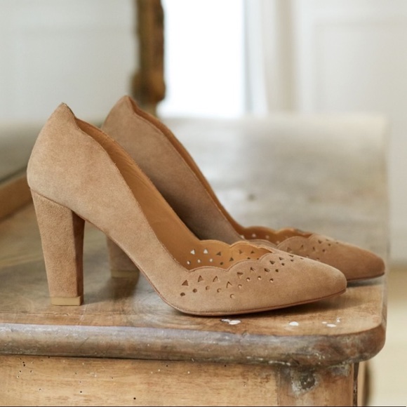 Sezane High Josephine Courts - Picture 1 of 7